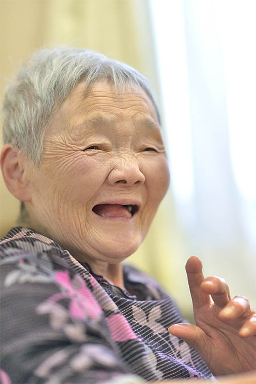 おばあちゃんの笑顔 | 株式会社ユニマット スタッフカンパニー